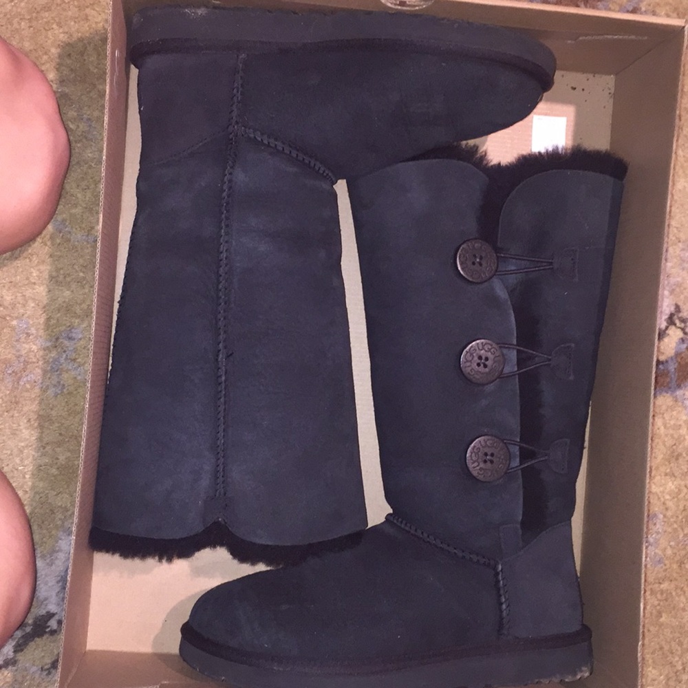 UGG Bailey Button Triplet